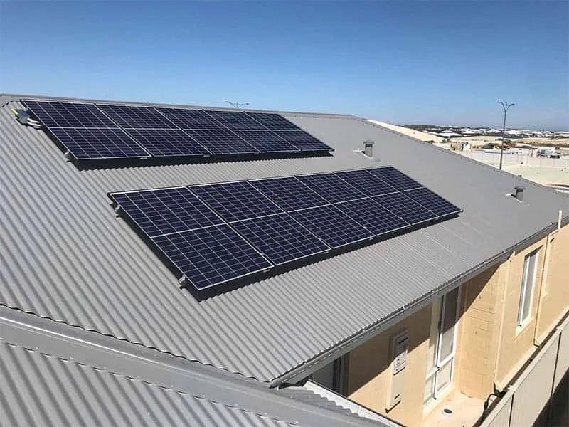 O grossista solar da Sunpal entregou um projeto solar de 4,2KW em Espanha