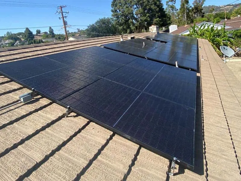 جلبت شركة Sunpal Solar حل الطاقة الشمسية بقدرة 10 كيلو وات للمنزل في جمهورية التشيك