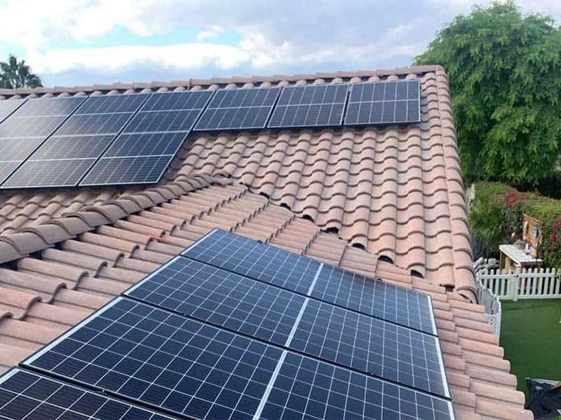 Revendedor solar de painéis fotovoltaicos residenciais Sunpal 15KW no Canadá