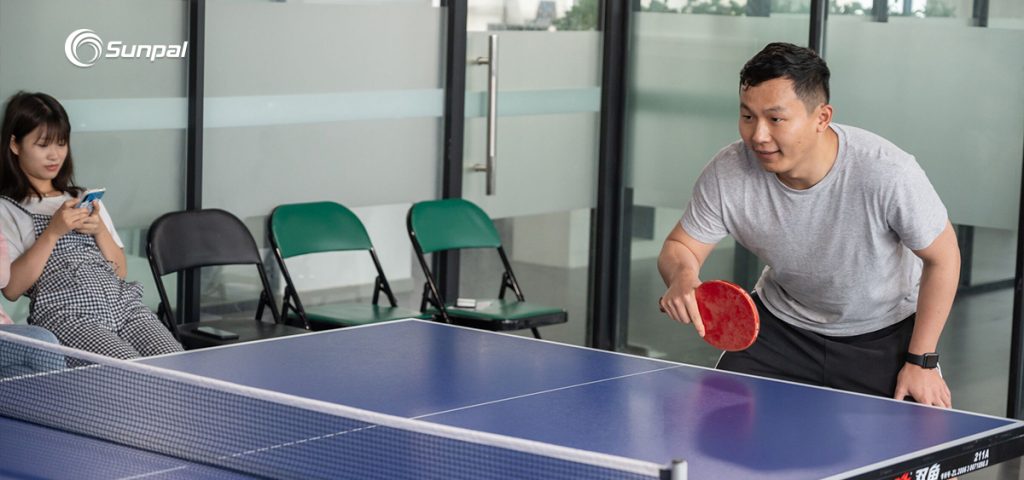 Sunpal CEO & VP Join Table Tennis Tournament: Building Connections Across Departments